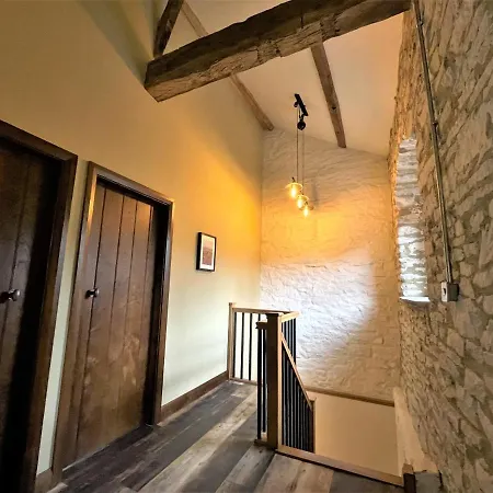 Stables, Yorkshire Dales * Marske