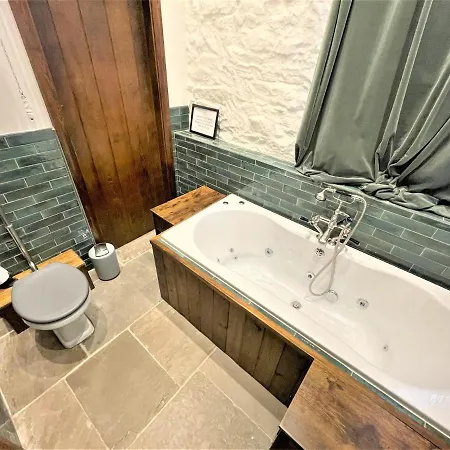 Stables, Yorkshire Dales *