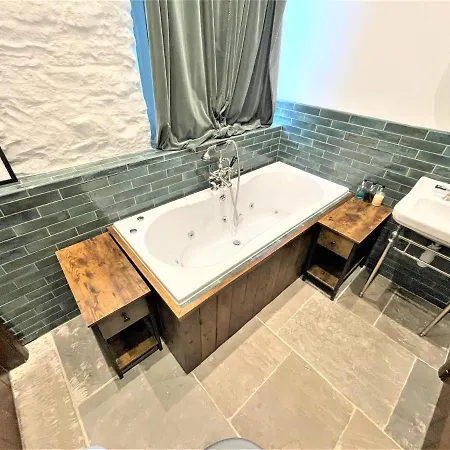 Stables, Yorkshire Dales