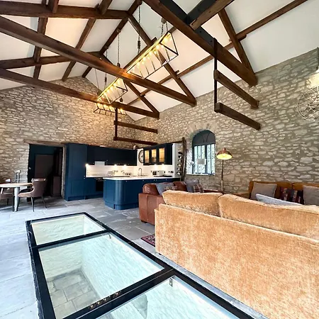 Stables, Yorkshire Dales *